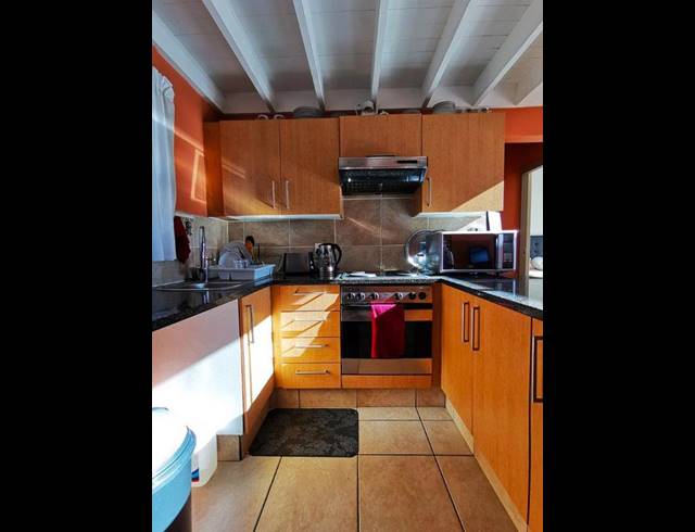 1 BEDROOM PROPERTY TO RENT IN SUNNINGHILL